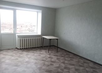Продается 1-комнатная квартира, 32 м2, Баймак, проспект Салавата Юлаева, 15