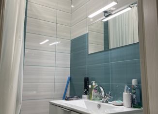 Продам 1-комнатную квартиру, 33 м2, деревня Батино, деревня Батино, 10