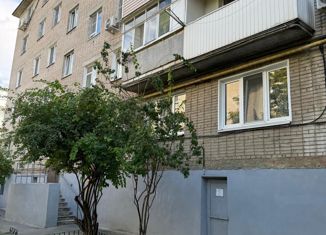 Продажа 2-комнатной квартиры, 45 м2, Новочеркасск, Будённовская улица, 96