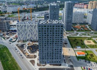 Продается 2-комнатная квартира, 73 м2, Тюмень, улица Тимофея Чаркова, 91