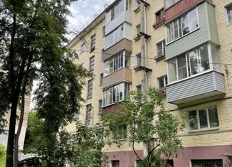 Продам 1-ком. квартиру, 31 м2, Тула, улица Дмитрия Ульянова, 13, Советский территориальный округ