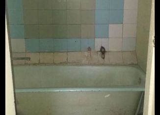 Продам двухкомнатную квартиру, 52 м2, Асбест, Уральская улица, 80