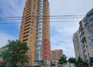 Продам 2-ком. квартиру, 50.3 м2, Хабаровский край, Уссурийский бульвар, 18