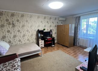 Продается 1-комнатная квартира, 40 м2, Ростовская область, улица Кирова, 78
