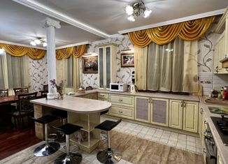 Сдача в аренду дома, 400 м2, село Новое, улица Чкалова