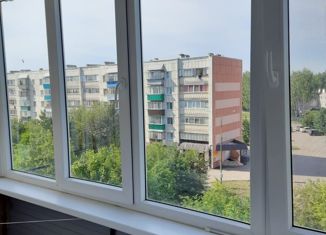 Продаю однокомнатную квартиру, 33 м2, Азнакаево, улица Шайхутдинова, 5