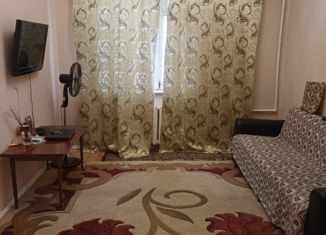 Продам трехкомнатную квартиру, 53 м2, Алексин, Первомайская улица, 11