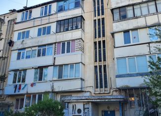 Двухкомнатная квартира на продажу, 55 м2, Крым, Советская улица, 6