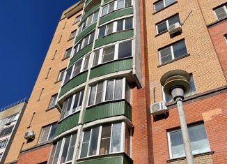 Продам 2-ком. квартиру, 63 м2, Удомля, улица Попова, 19блок2