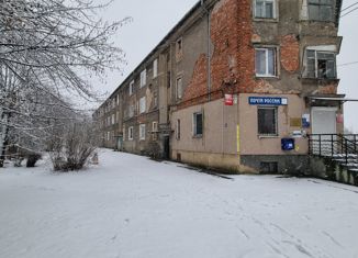 Продаю 2-ком. квартиру, 38.8 м2, Черняховск, улица Гагарина, 40