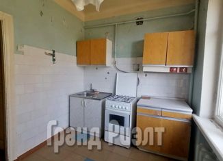 Продаю 2-комнатную квартиру, 55.7 м2, Невинномысск, бульвар Мира, 8