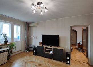 Продам 2-ком. квартиру, 51.4 м2, Москва, Стартовая улица, 37, Стартовая улица