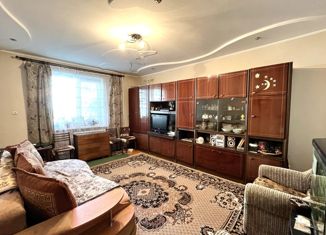 Продается двухкомнатная квартира, 40 м2, Находка, улица Гагарина, 9
