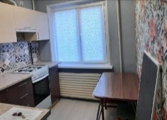 Сдается 1-ком. квартира, 30 м2, Уфа, улица Николая Дмитриева, 9, Советский район