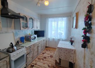 Продам 3-комнатную квартиру, 66 м2, Белорецк, улица Крупской, 47