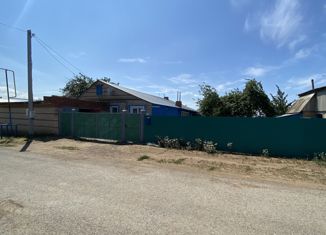 Трехкомнатная квартира на продажу, 67.5 м2, Мензелинск, улица Максима Горького, 49