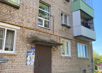 Продается 2-ком. квартира, 44 м2, Кашин, площадь Александры Петровой, 7