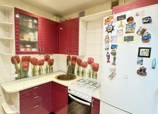 2-ком. квартира на продажу, 44 м2, Кировск, проспект Ленина, 20А