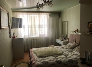 Продается 3-комнатная квартира, 93 м2, поселок городского типа Разумное, улица Филиппова, 7