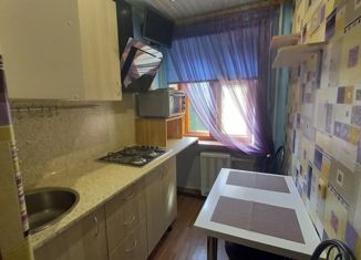 Продам 2-ком. квартиру, 30.1 м2, поселок Новый Учхоз, площадь Усова, 23