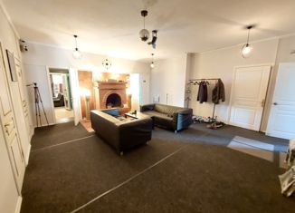 Продам 3-ком. квартиру, 146 м2, Санкт-Петербург, Ждановская набережная, 7, метро Спортивная