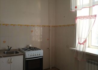 Продается 2-комнатная квартира, 57.2 м2, Соликамск, улица Черняховского, 31