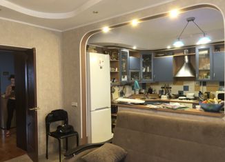 4-комнатная квартира на продажу, 150 м2, поселок городского типа Полазна, улица Пяткина, 57