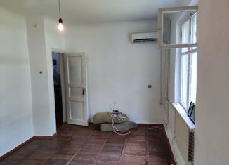 Продажа 2-ком. квартиры, 46.1 м2, Гулькевичи, улица Тимирязева, 1