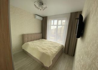 Продаю 1-ком. квартиру, 42 м2, село Мирное, улица Крымской Весны, 4к1