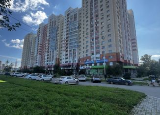 Продается 2-ком. квартира, 58.1 м2, Хабаровский край, улица Морозова Павла Леонтьевича, 113