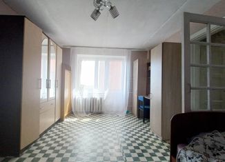 Продажа 1-комнатной квартиры, 39.7 м2, Псков, Инженерная улица, 18