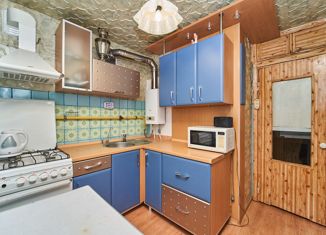 Продам трехкомнатную квартиру, 63 м2, Краснодарский край, улица Гагарина, 85