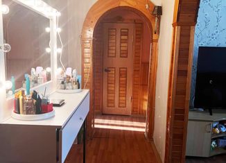 Двухкомнатная квартира на продажу, 48.3 м2, Арсеньев, Первомайская улица, 62