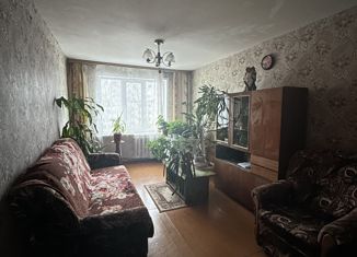 Продается двухкомнатная квартира, 47.6 м2, Калужская область, улица Чкалова, 73