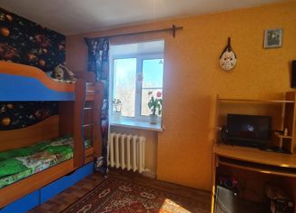 Продам двухкомнатную квартиру, 43 м2, Комсомольск-на-Амуре, Интернациональный проспект, 17к2
