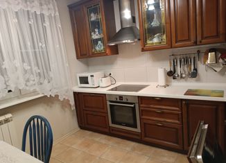 Трехкомнатная квартира на продажу, 79.6 м2, Москва, Алтуфьевское шоссе, 82, метро Алтуфьево