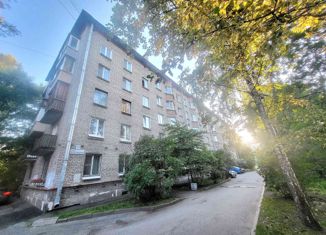 Продам 3-ком. квартиру, 56.5 м2, Санкт-Петербург, улица Возрождения, 11, улица Возрождения