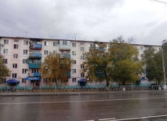 2-комнатная квартира на продажу, 42 м2, Элиста, улица Юрия Клыкова, 130, 2-й микрорайон