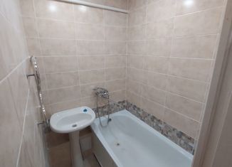 Продаю 2-ком. квартиру, 39.5 м2, Вологда, улица Дзержинского, 39, 6-й микрорайон