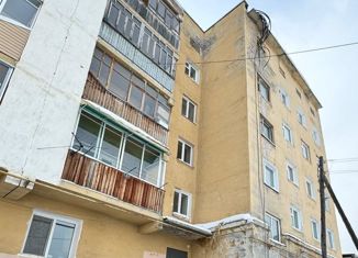Продаю двухкомнатную квартиру, 40 м2, Саха (Якутия), Сосновая улица, 2