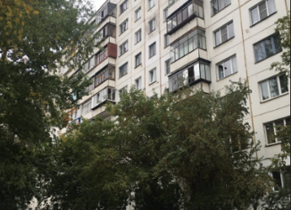 Продается 1-комнатная квартира, 30 м2, Челябинск, улица Молодогвардейцев, 66Б, Калининский район