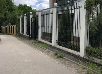 Продам дом, 400 м2, слобода Подновье