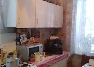 Продажа 2-ком. квартиры, 33 м2, Тверь, улица Железнодорожников, 43