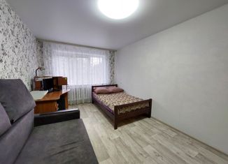 Продается 3-комнатная квартира, 64 м2, село Ежово, Комсомольская улица, 22