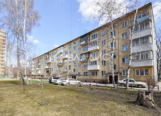 Продам однокомнатную квартиру, 32.4 м2, Новосибирская область, улица Петухова, 28