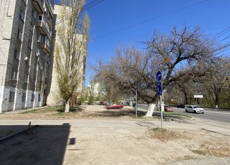 Продаю комнату, 126 м2, Волгоград, улица Дегтярёва, 1, Тракторозаводский район