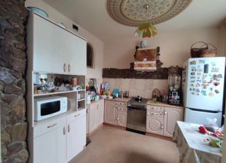 Продается 4-комнатная квартира, 100 м2, Канск, поселок Ремзавода, 2