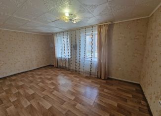 Продаю 1-ком. квартиру, 39 м2, Агрыз, улица Фридриха Энгельса, 29