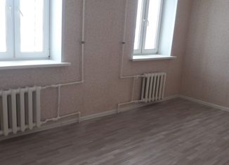 Продается трехкомнатная квартира, 64.4 м2, Андреаполь, Кленовая улица, 2