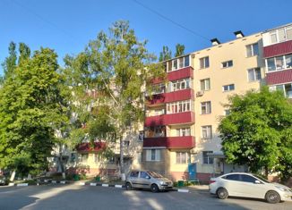 Продам трехкомнатную квартиру, 63 м2, Белгородская область, микрорайон Жукова, 1